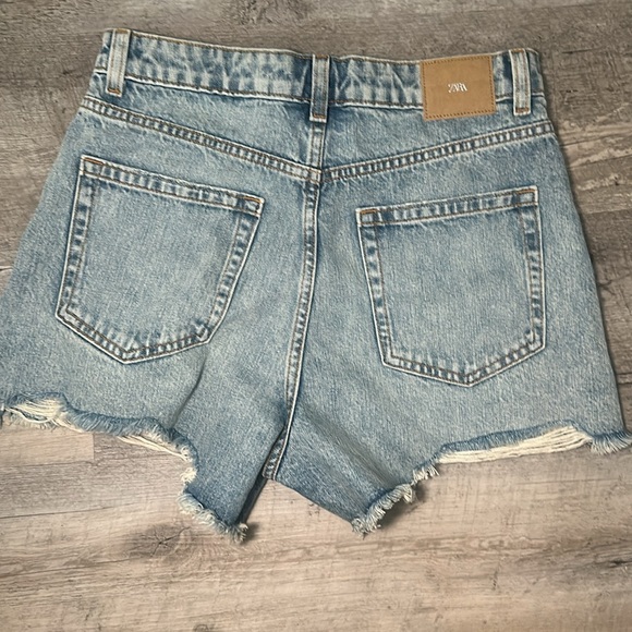 Short blue ZARA - Picture 2 of 3